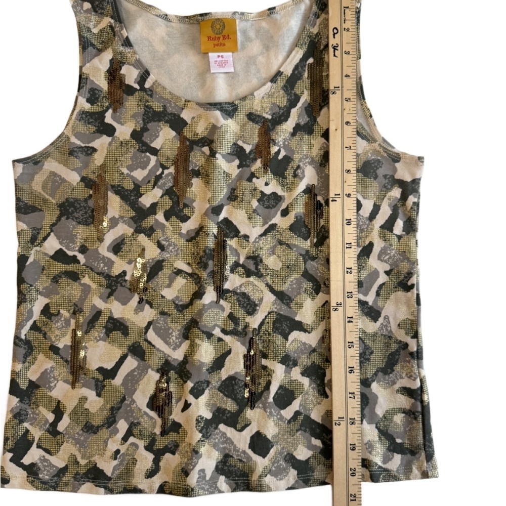 Ruby Rd. Camoprint Sequin Tank Top. PS - Picture 4 of 6